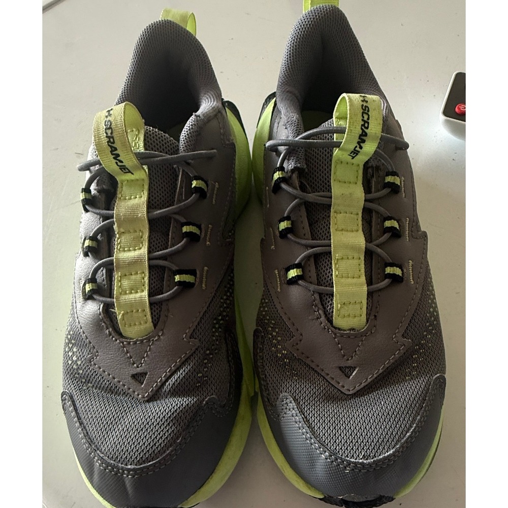 Under Armour Kids' Scramjet 3 Running Shoes size 3Y